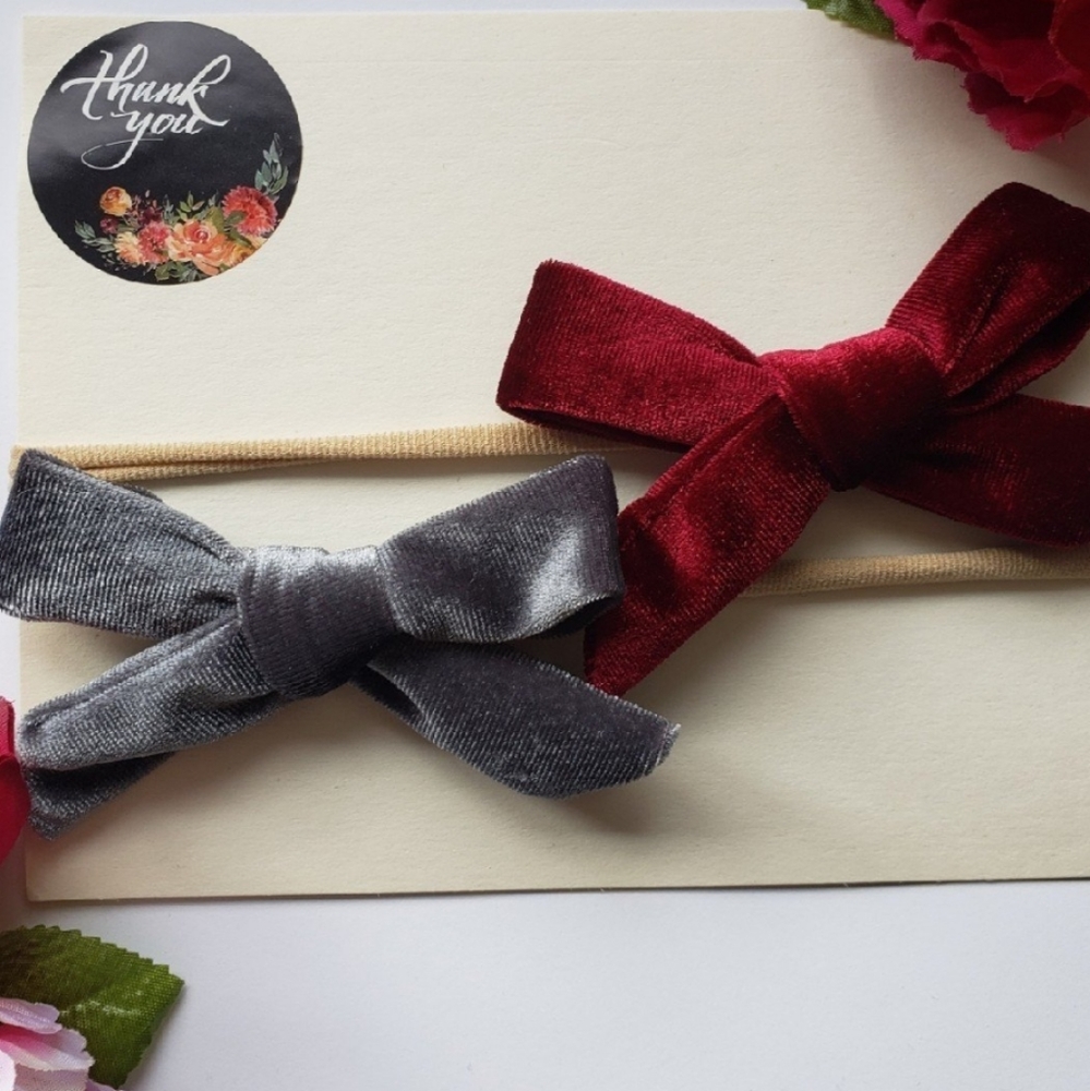 🎀maroon and grey velvet baby bows🎀